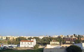 Piso Amplio Y Tranquilo En Marchena