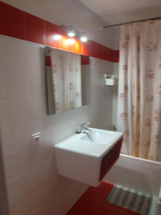Apartamento Piso Amplio Y Tranquilo En Marchena Exterior foto